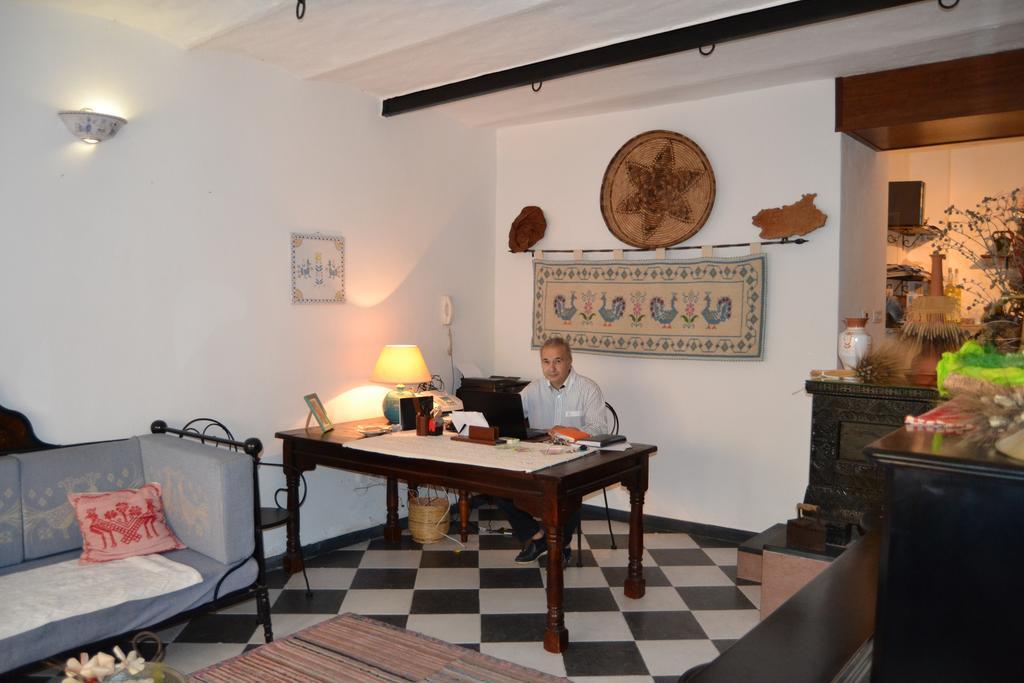 Su Cantaru Guesthouse Villanova Monteleone Extérieur photo
