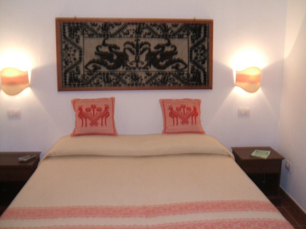 Su Cantaru Guesthouse Villanova Monteleone Extérieur photo