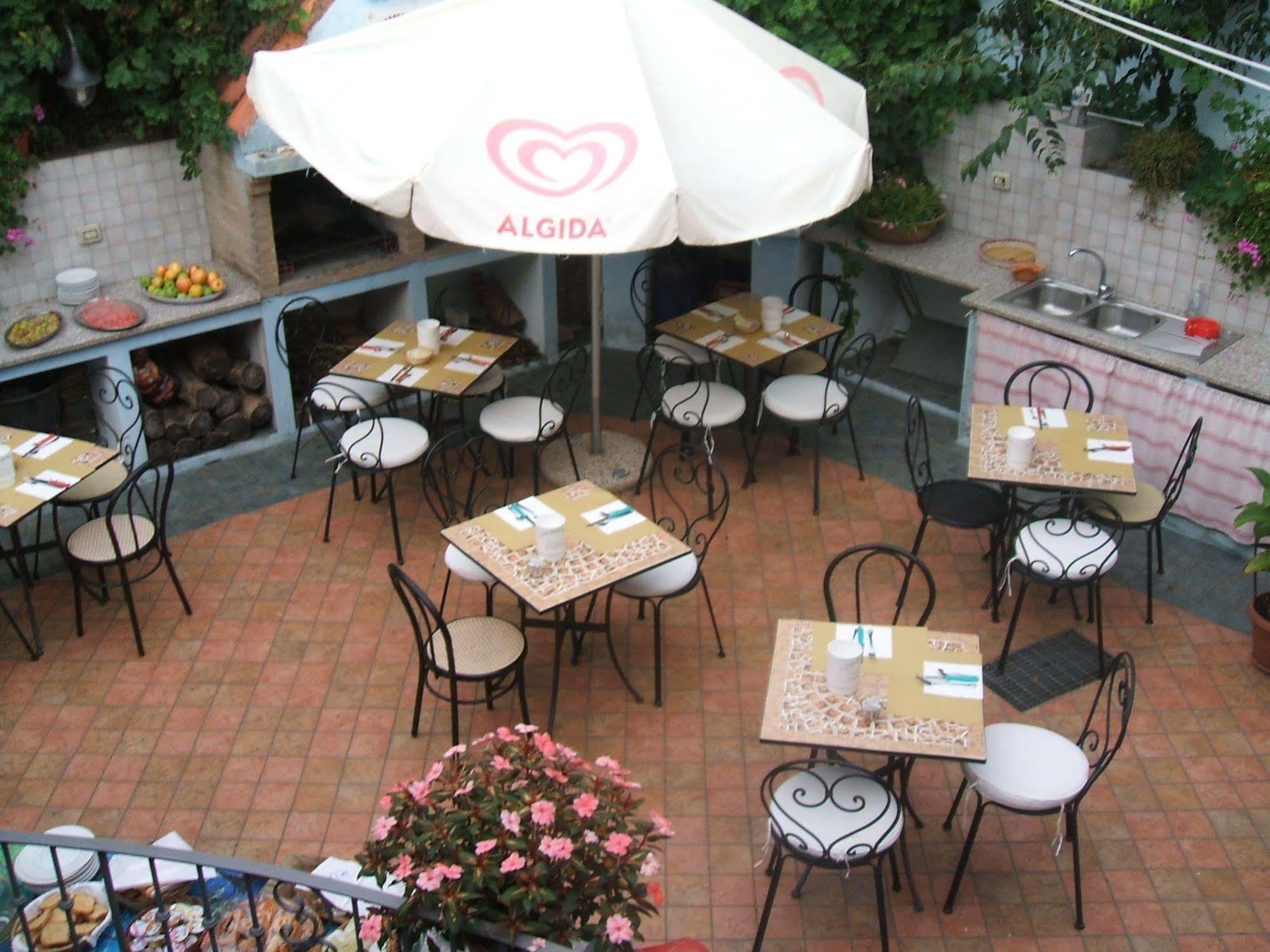 Su Cantaru Guesthouse Villanova Monteleone Extérieur photo